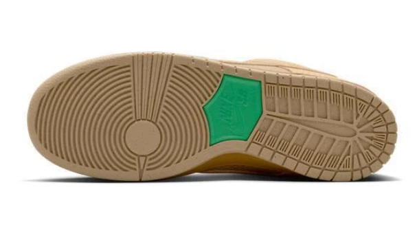 Nike SB Dunk Low Pro Som Tum Sneakers – Vachetta Tan / Parachute Beige
