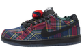 Nike SB x Nardwuar Dunk Low Sneakers – Tartan