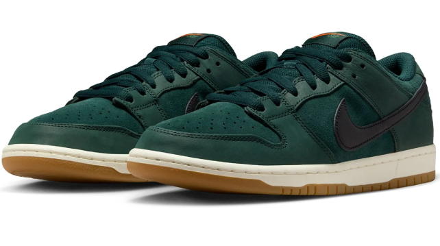 Nike SB Dunk Low Pro Orange Label Skate Shoes – Deep Fir