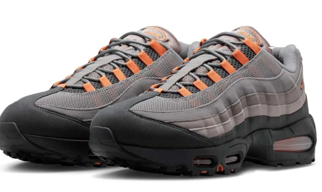 Nike Air Max 95 OG Sneakers – Pencil Point / Hot Curry
